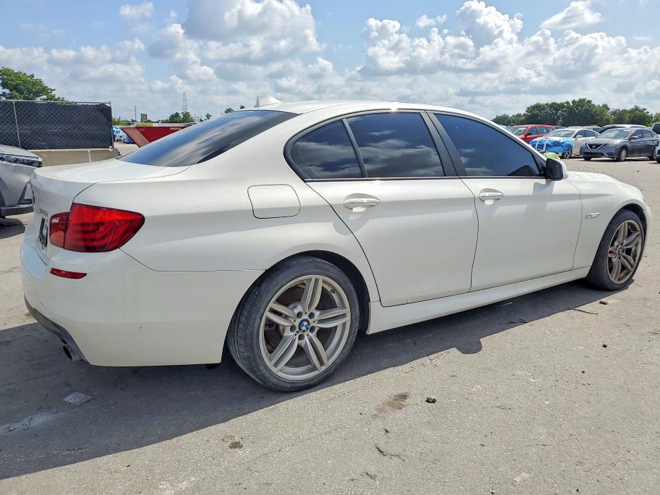 2013 BMW 5er VIN WBAFU7C51DDU68068 COPART salvage auction — MINOR DENT/SCRATCHES, Fl - Certificate Of Title, sold $2,800 on 2026-07-27 (photo 3)