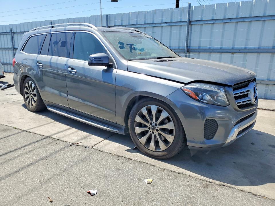 2019 Mercedes-benz VIN 4JGDF6EE1KB239888 COPART salvage auction — MINOR DENT/SCRATCHES, Wv - Dis/Dlr/Exp Only Clean Title (P), sold $7,800 on 2026-07-30 (photo 4)