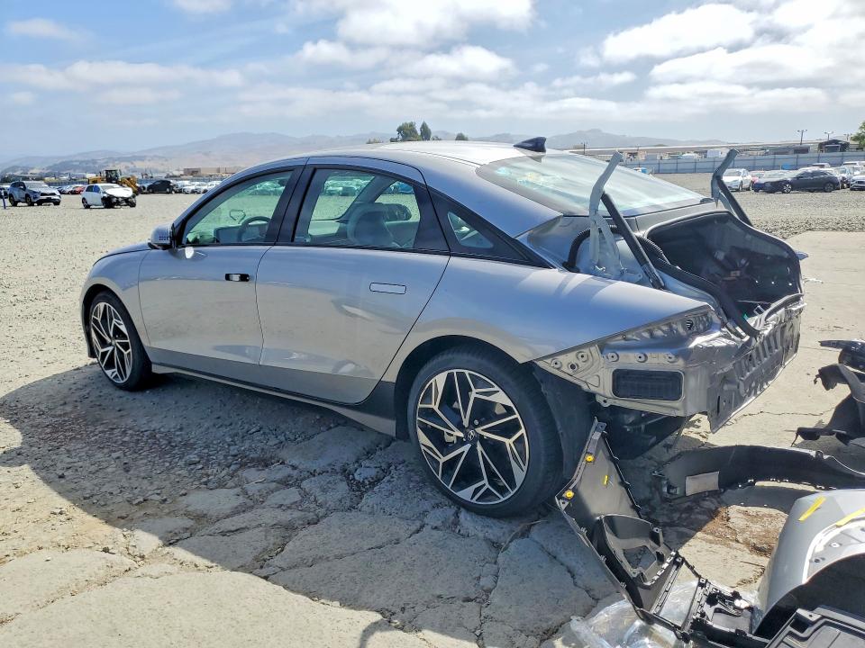 2025 Hyundai VIN KMHM54AA0SA088090 COPART salvage auction — REAR END, Ca - Salvage Certificate, sold $11,200 on 2026-07-30 (photo 2)