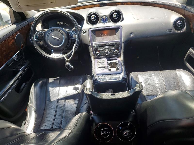 2012 Jaguar Xj VIN SAJWA1CB9CLV23502 COPART salvage auction — VANDALISM, Md - Certificate Of Title, sold $600 on 2026-07-23 (photo 8)