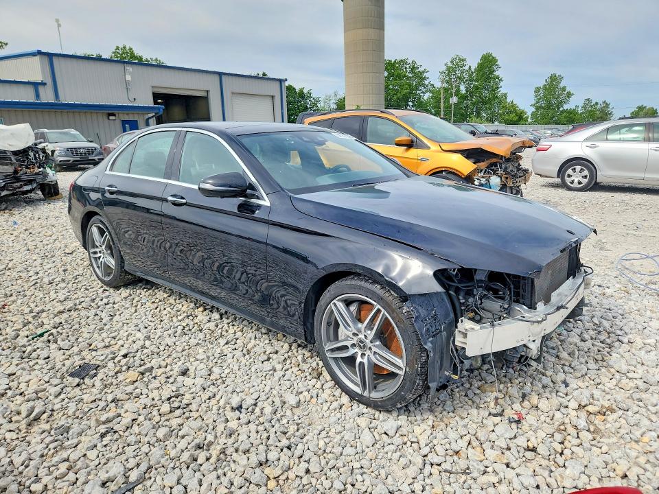 2018 Mercedes-benz E-klasse VIN WDDZF4KB3JA401152 COPART salvage auction — FRONT END, Mi - Certificate Of Title, sold $8,200 on 2026-07-23 (photo 4)