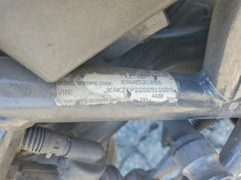 1995 Kawasaki Kz1000 VIN JKAKZCP22SB512805 COPART salvage auction — MINOR DENT/SCRATCHES, CA - LIEN PAPERS-CLEAN OR AC, sold $225 on 2026-07-27 (photo 8)