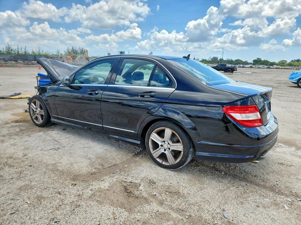 2010 Mercedes-benz C-klasse VIN WDDGF8BB2AR105782 COPART salvage auction — FRONT END, Fl - Cert Of Title Slvg Rebuildable, sold $425 on 2026-08-18 (photo 2)