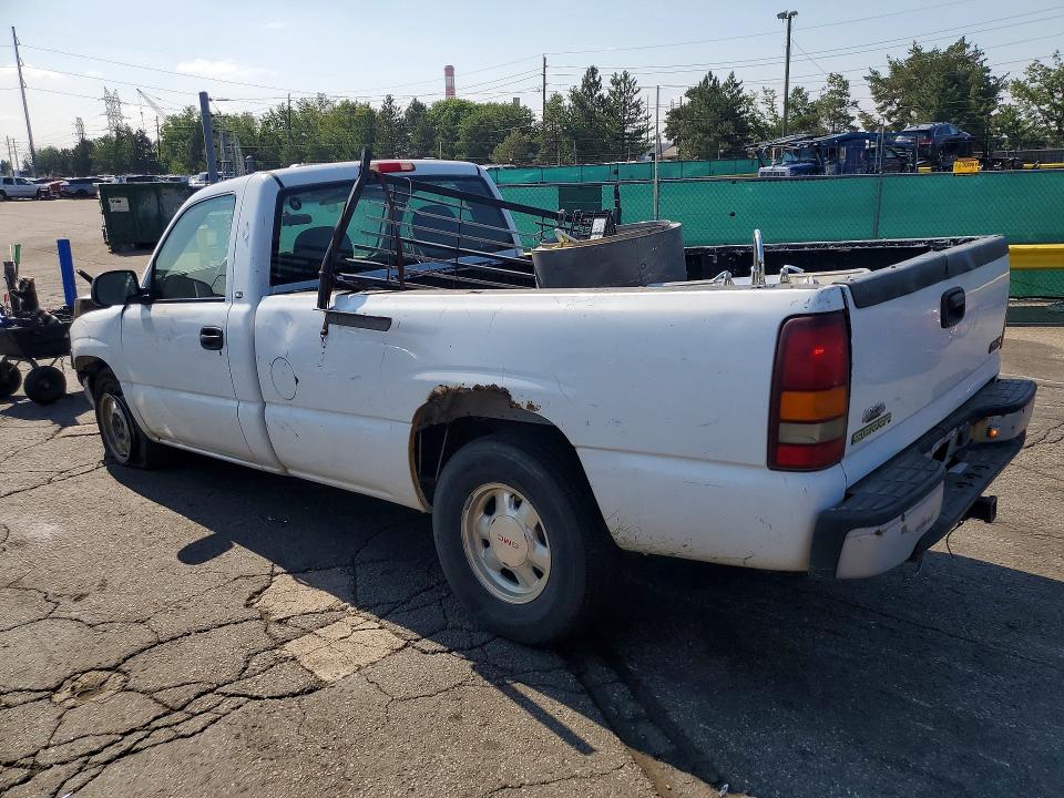 2000 Gmc SIERRA VIN 1GTEC14VXYZ132232 COPART salvage auction — FRONT END, Co - Public - Salvage Title, sold $325 on 2026-07-28 (photo 2)