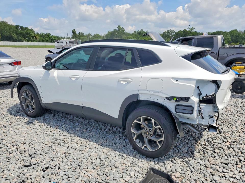 2025 Chevrolet VIN KL77LHEP7SC277169 COPART salvage auction — REAR END, Fl - Cert Of Title Slvg Rebuildable, sold $3,300 on 2026-07-15 (photo 2)