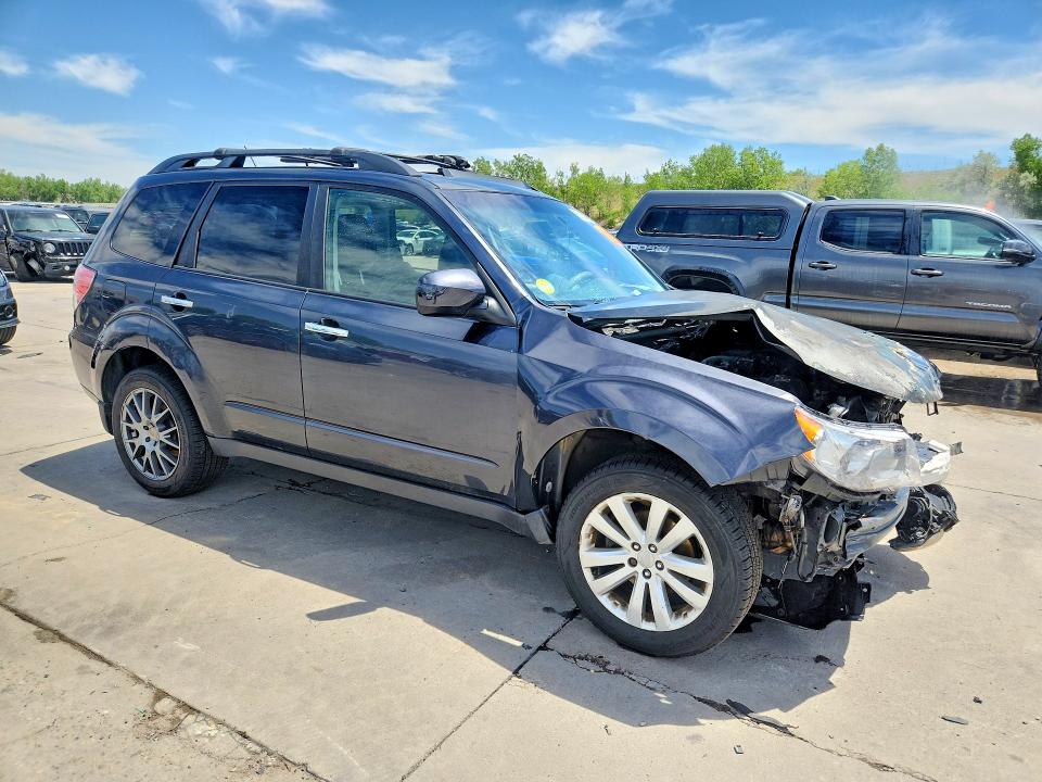2013 Subaru Forester VIN JF2SHADC8DH424109 COPART salvage auction — FRONT END, Co - Public - Salvage Title, sold $500 on 2026-07-27 (photo 4)