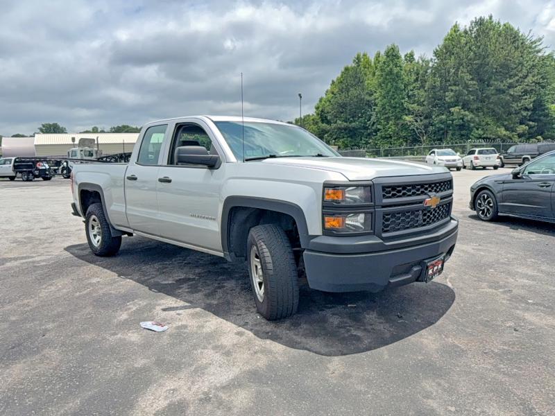 2014 Chevrolet Silverado 1500 VIN 1GCRCPEH1EZ384881 — COPART salvage auction photo