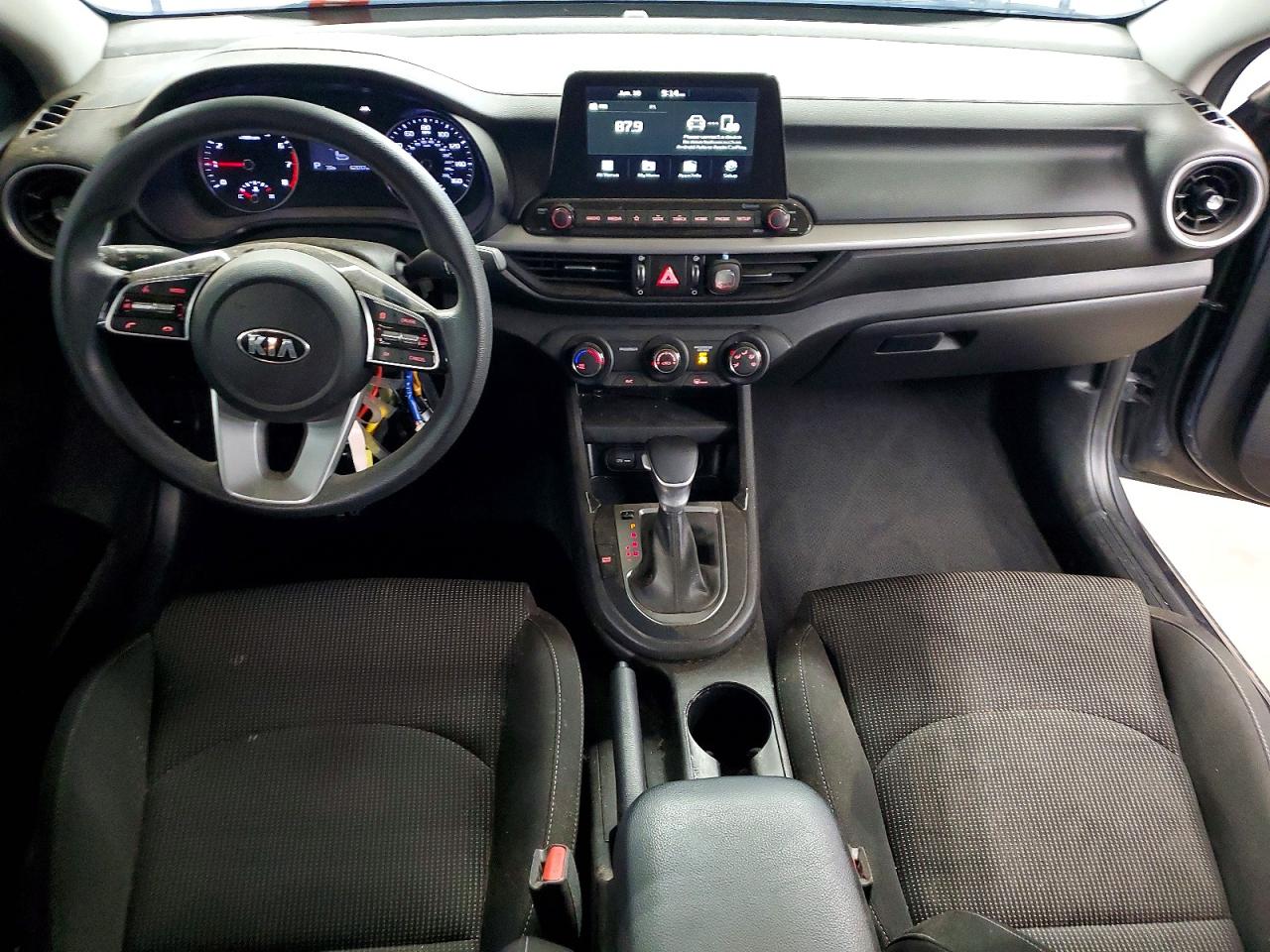 2020 Kia Forte VIN 3KPF24AD1LE238982 COPART salvage auction — Vandalized, IL - CERTIFICATE OF TITLE, sold $6,400 on 2026-07-09 (photo 8)