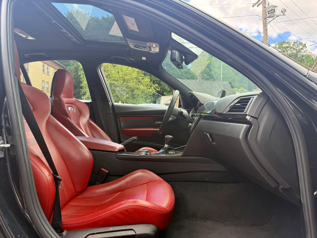2015 BMW M3 VIN WBS3C9C55FP803086 COPART salvage auction — Minor Dent/Scratches, SC - CERTIFICATE OF TITLE (P), sold $23,200 on 2026-07-01 (photo 8)