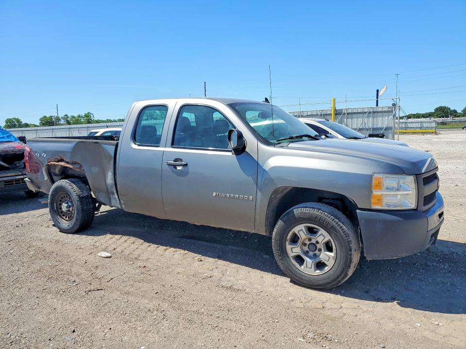 2009 Chevrolet Silverado VIN 1GCEK19C39Z271999 COPART salvage auction — REAR END, Ia - Cert Of Title-Salvage Title, sold $225 on 2026-07-17 (photo 4)