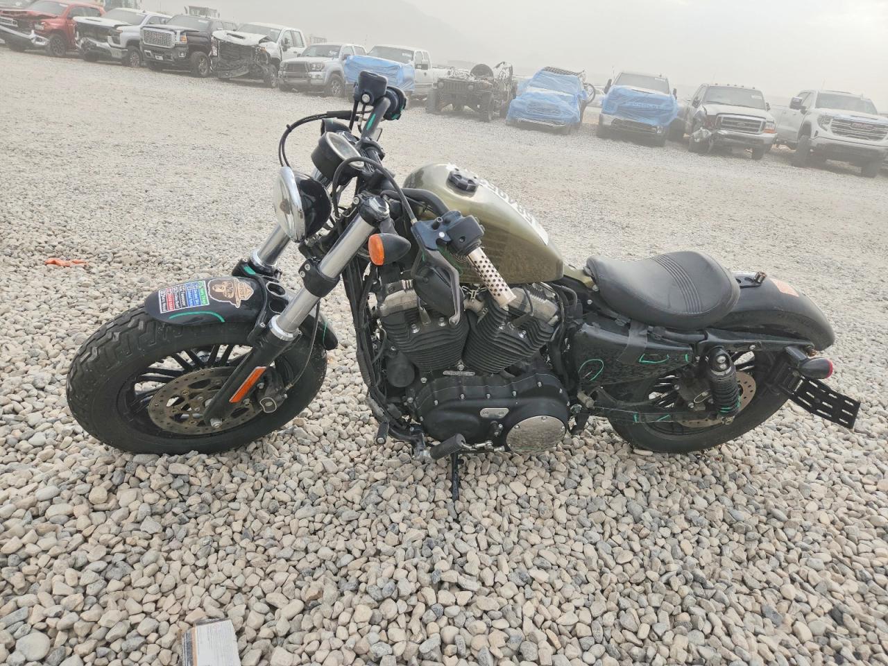 2016 Harley-Davidson XL1200 VIN 1HD1LC317GC415700 COPART salvage auction — Side, UT - SALVAGE CERTIFICATE, sold $2,900 on 2026-07-09 (photo 3)