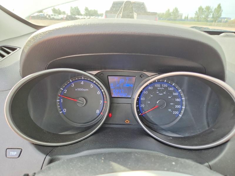 2010 Hyundai Tucson VIN KM8JT3AC5AU076292 COPART salvage auction — REAR END, Ab - Bos - Salvage, sold $1,950 on 2026-07-07 (photo 9)