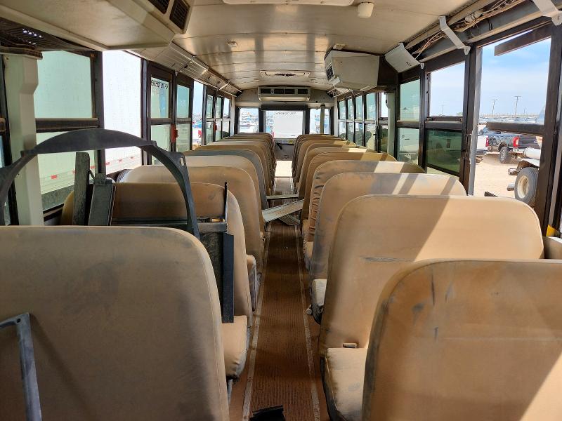 2008 Freigliner VIN 4UZABRCS68CZ30846 COPART salvage auction — STRIPPED, TX - CERTIFICATE OF TITLE, sold $1,800 on 2026-07-29 (photo 6)