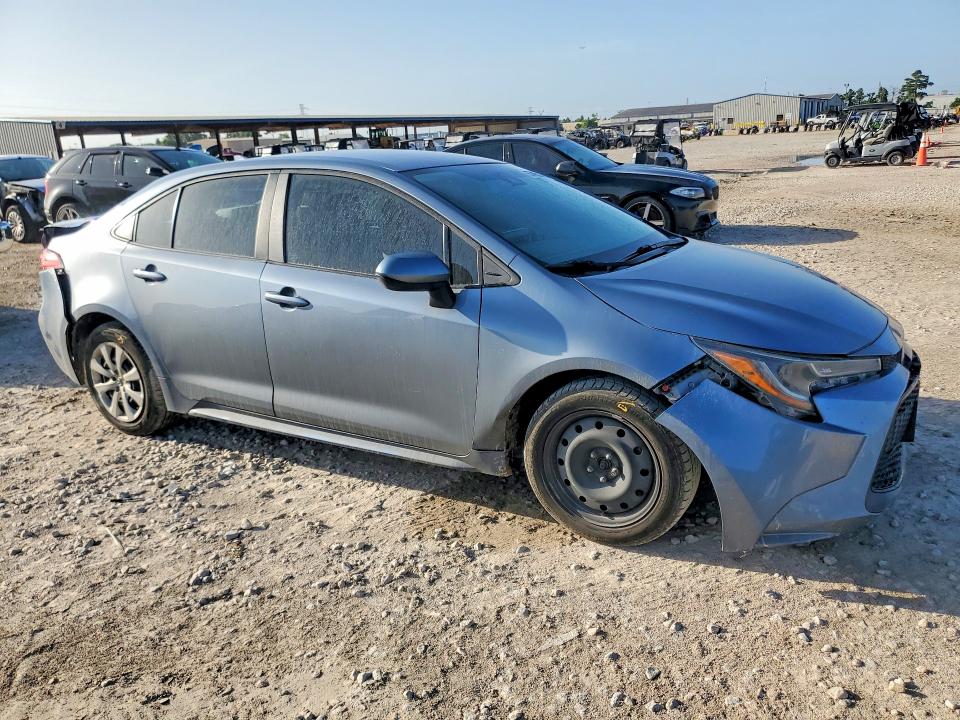 2022 Toyota Corolla VIN 5YFEPMAE2NP363612 COPART salvage auction — REAR END, Tx - Salvage Vehicle Title, sold $3,200 on 2026-07-31 (photo 4)