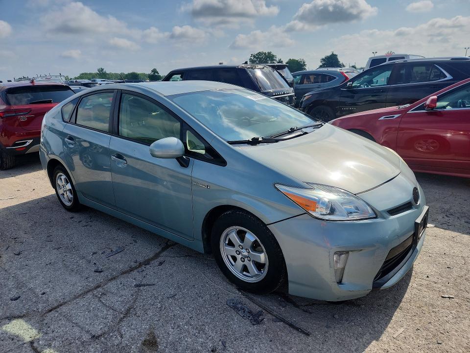 2013 Toyota Prius VIN JTDKN3DU6D5617775 COPART salvage auction — MINOR DENT/SCRATCHES, IN - CERT OF TITLE - REBUILT VEHICL, sold $1,000 on 2026-07-02 (photo 4)