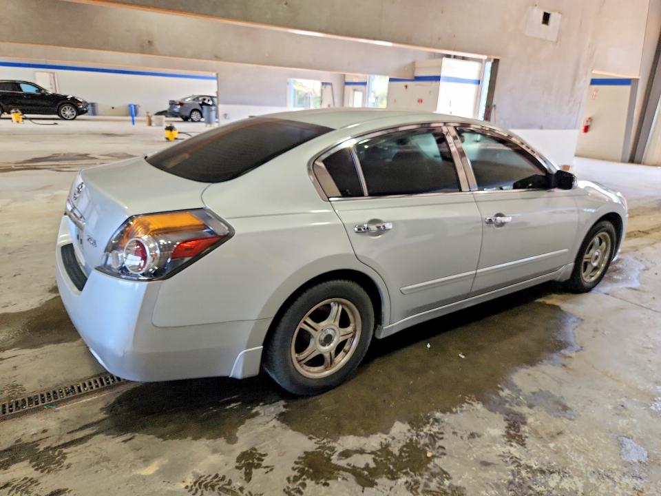2012 Nissan Altima VIN 1N4AL2AP2CN407494 COPART salvage auction — FRONT END, VA - CERT OF TITLE - SALVAGE, sold $575 on 2026-07-02 (photo 3)