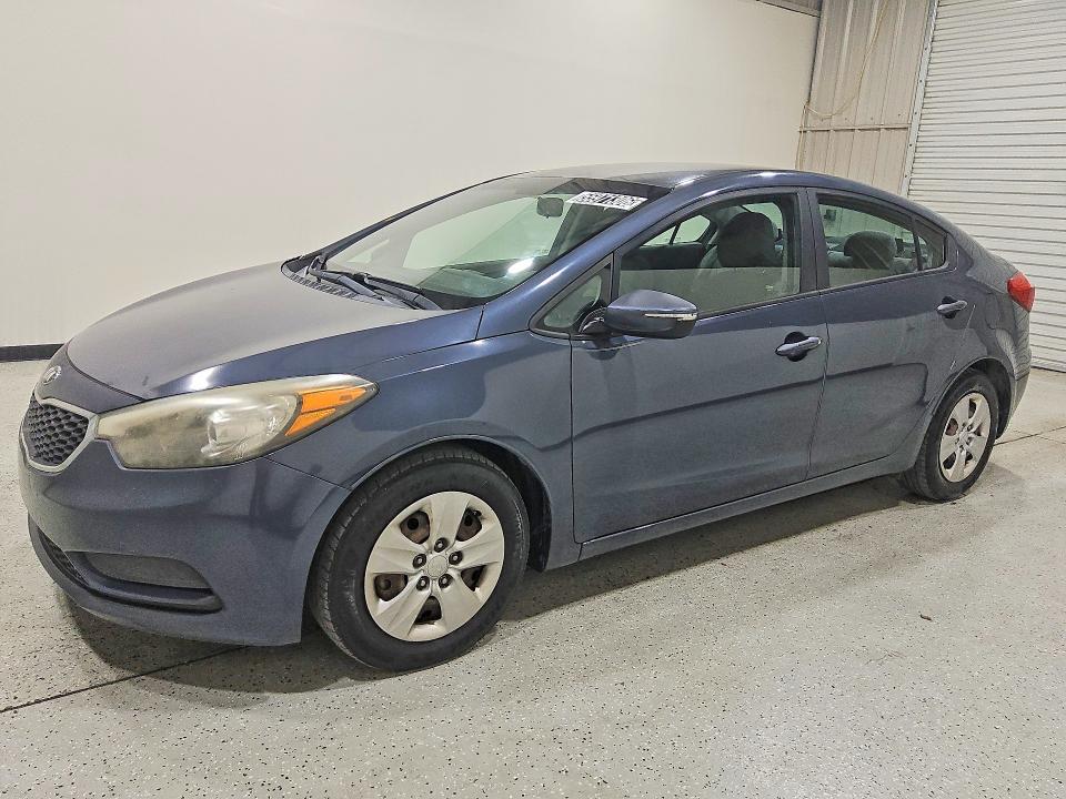 2016 Kia Forte VIN KNAFX4A63G5553042 COPART salvage auction — MINOR DENT/SCRATCHES, FL - CERTIFICATE OF TITLE, sold $850 on 2026-07-09 (photo 1)