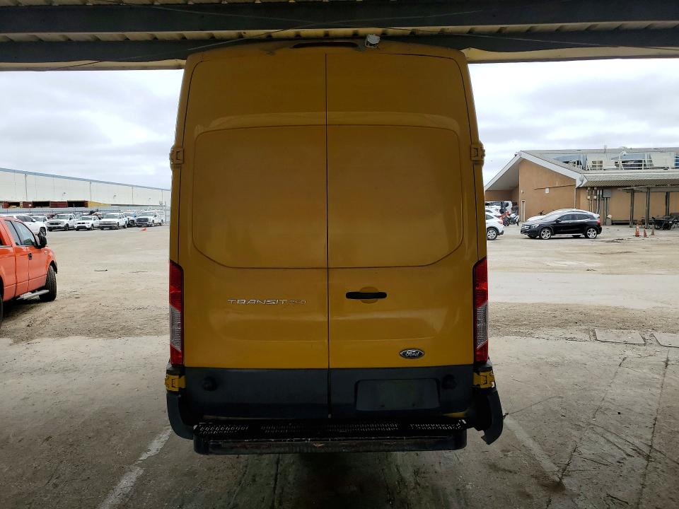 2015 Ford VIN 1FTCR3XM1FKA30120 COPART salvage auction — MINOR DENT/SCRATCHES, Ca - Dis/Dlr/Exp Only Clean Title, sold $4,200 on 2026-07-03 (photo 6)