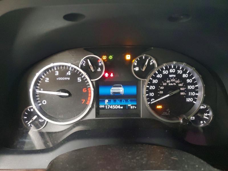 2017 Toyota Tundra VIN 5TFFY5F18HX226614 COPART salvage auction — SIDE, Salvage Title, sold $225 on 2026-07-29 (photo 9)