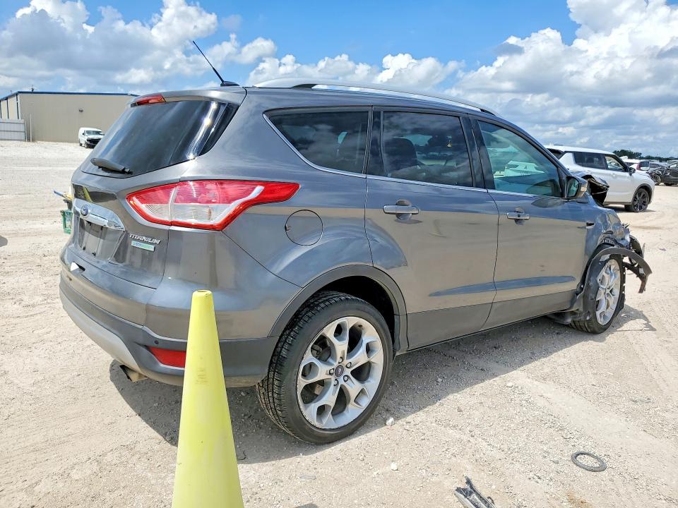 2014 Ford Escape VIN 1FMCU0J98EUA92615 COPART salvage auction — FRONT END, Tx - Salvage Vehicle Title, sold $350 on 2026-07-02 (photo 3)