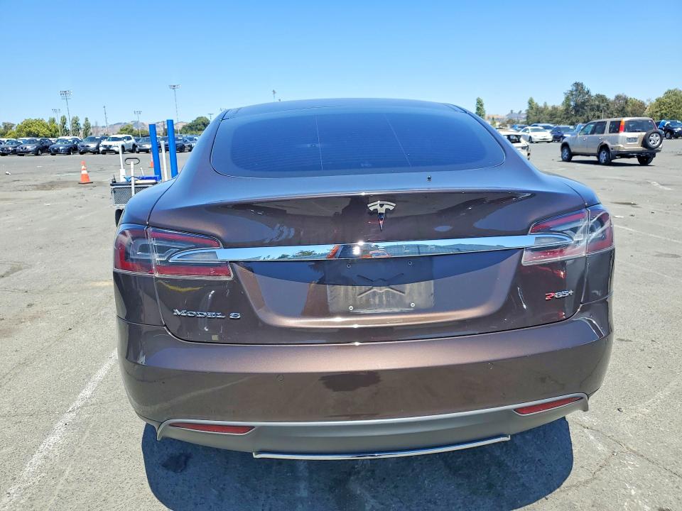 2014 Tesla Model s VIN 5YJSA1H15EFP50303 COPART salvage auction — MINOR DENT/SCRATCHES, Ca - Salvage Certificate, sold $5,700 on 2026-07-17 (photo 6)