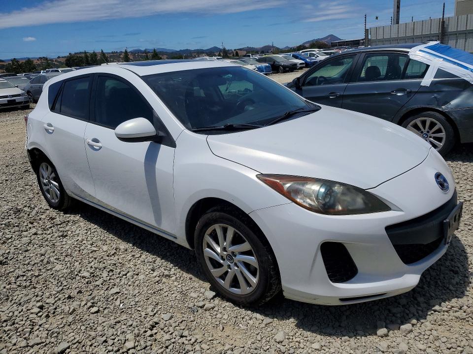2013 Mazda 3 VIN JM1BL1MPXD1834483 COPART salvage auction — REAR END, Ca - Salvage Certificate, sold $1,050 on 2026-07-07 (photo 4)