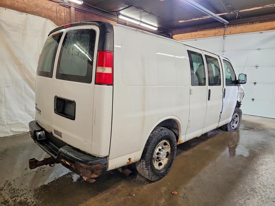 2011 Chevrolet Express 2500 VIN 1GCWGFFAXB1160103 COPART salvage auction — FRONT END, Pa - Certificate Of Salvage, sold $250 on 2026-07-09 (photo 3)