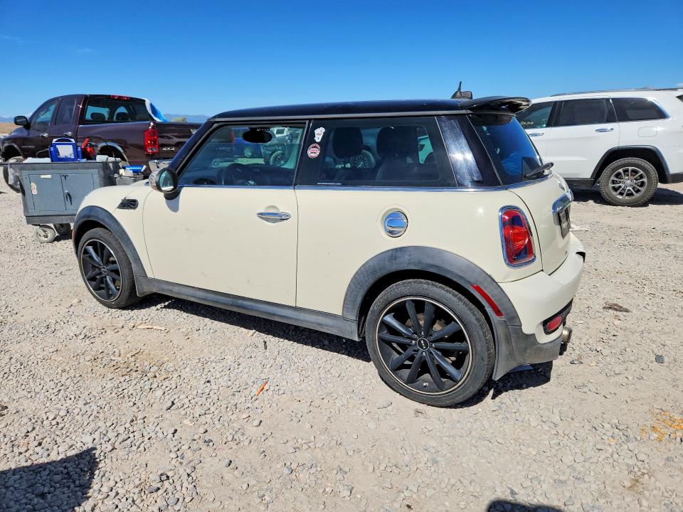 2007 Mini Cooper VIN WMWMF73537TT84037 COPART salvage auction — REAR END, Ut - Salvage Certificate, sold $350 on 2026-07-31 (photo 2)