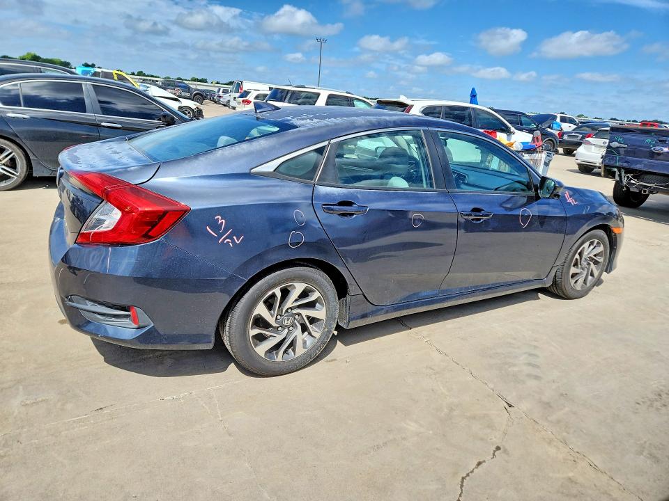 2017 Honda VIN 2HGFC2F81HH505323 COPART salvage auction — HAIL, Tx - Salvage Vehicle Title, sold $3,650 on 2026-07-02 (photo 3)