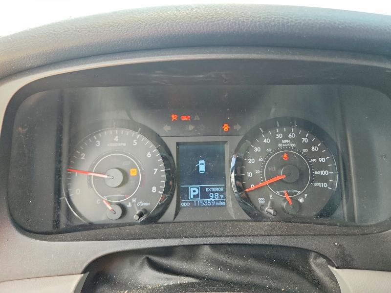 2017 Toyota Sienna VIN 5TDJZ3DC2HS146392 COPART salvage auction — FRONT END, Fl - Cert Of Title Slvg Rebuildable, sold $4,550 on 2026-07-21 (photo 9)