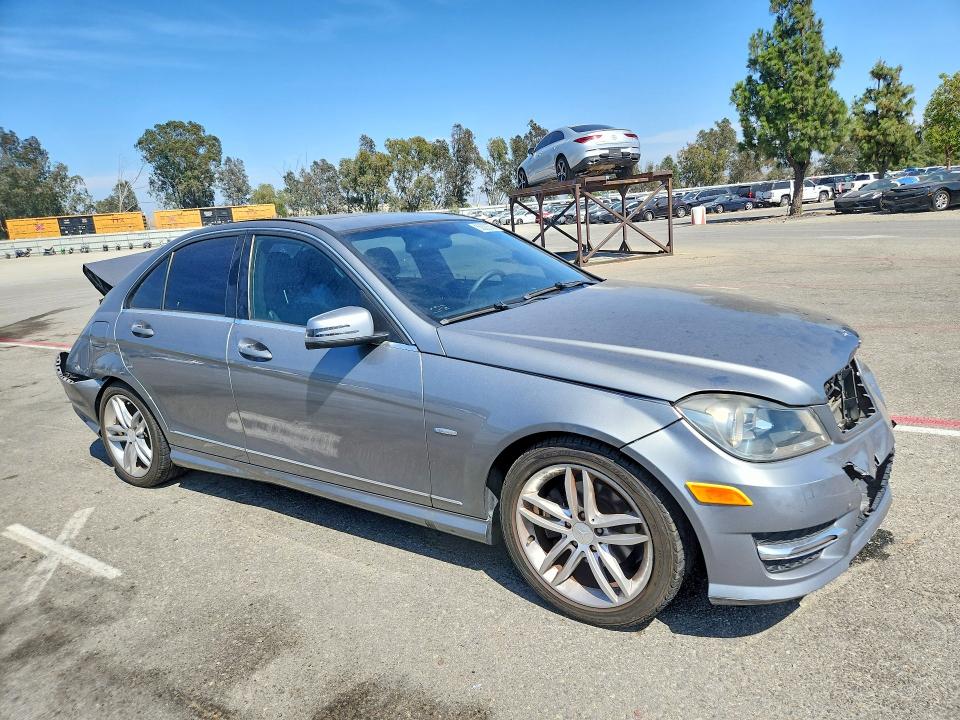 2012 Mercedes-benz C-klasse VIN WDDGF4HB3CR202475 COPART salvage auction — REAR END, CA - SALVAGE CERTIFICATE, sold $175 on 2026-08-04 (photo 4)