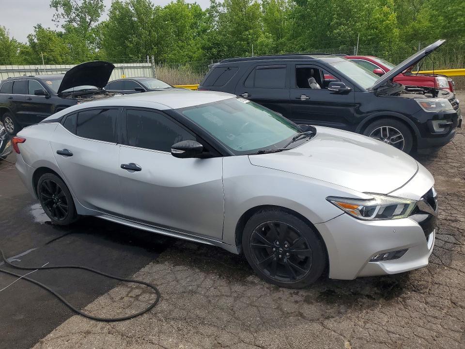 2018 Nissan VIN 1N4AA6AP0JC368006 COPART salvage auction — MINOR DENT/SCRATCHES, Mi - Dealer Only Clean Title (P), sold $3,850 on 2026-07-09 (photo 4)