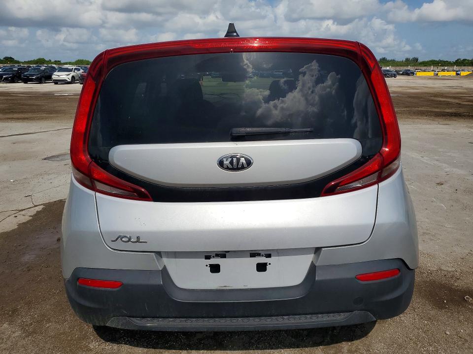 2020 Kia Soul VIN KNDJ23AU8L7718523 COPART salvage auction — MINOR DENT/SCRATCHES, FL - CERTIFICATE OF TITLE, sold $4,000 on 2026-07-07 (photo 6)