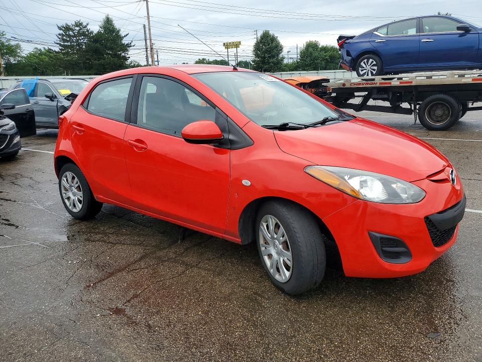 2013 Mazda 2 VIN JM1DE1KY5D0154995 COPART salvage auction — REAR END, Oh - Certificate Of Title, sold $875 on 2026-07-10 (photo 4)