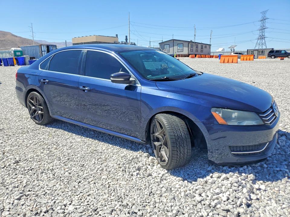 2013 Volkswagen VIN 1VWBP7A38DC127652 COPART salvage auction — UNDERCARRIAGE, Nv - Salvage Title, sold $1,000 on 2026-07-27 (photo 4)