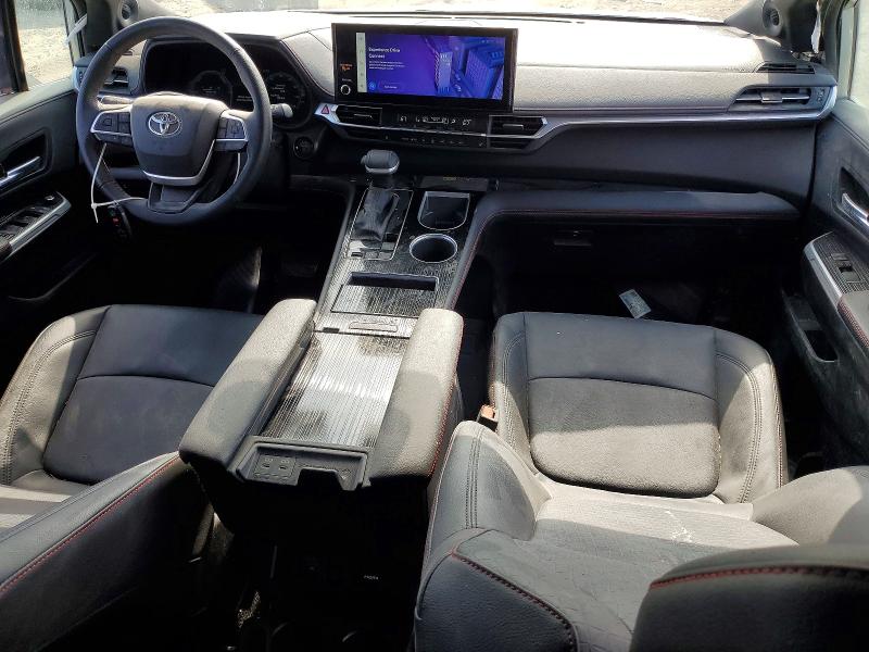 2025 Toyota Sienna VIN 5TDDSKFC1SS166407 COPART salvage auction — ROLLOVER, AZ - DIS/DLR/EXP ONLY SALVAGE TITLE, sold $17,000 on 2026-07-29 (photo 8)