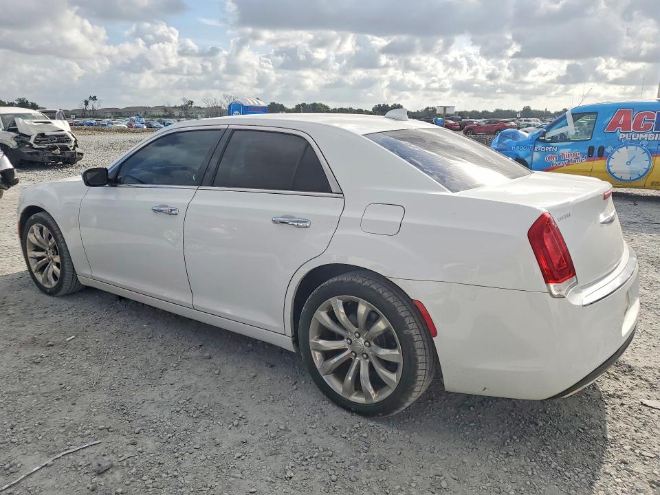 2019 Chrysler 300 VIN 2C3CCAEG9KH698076 COPART salvage auction — SIDE, Fl - Cert Of Title Slvg Rebuildable, sold $3,800 on 2026-07-06 (photo 2)