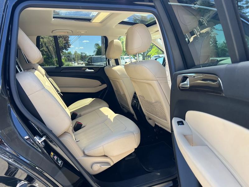 2019 Mercedes-benz Gls-class VIN 4JGDF6EE1KB219608 COPART salvage auction — MINOR DENT/SCRATCHES, Tx - Certificate Of Title (P), sold $10,900 on 2026-07-08 (photo 6)