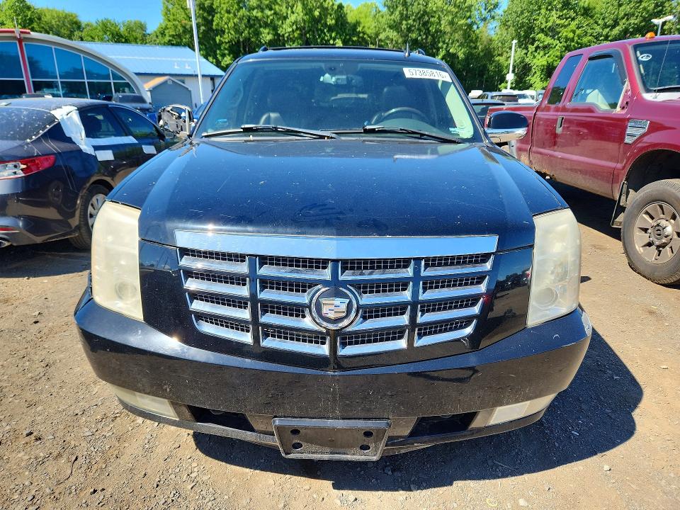 2007 Cadillac Escalade ext VIN 3GYFK62897G229495 COPART salvage auction — FRONT END, Ct - Certificate Of Title, sold $475 on 2026-07-08 (photo 5)
