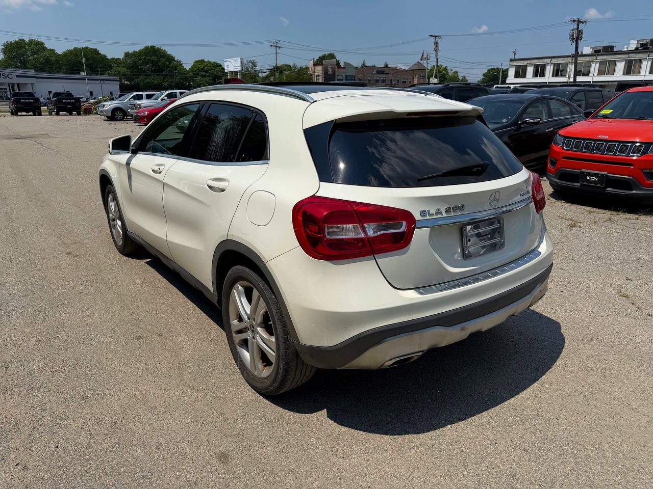2018 Mercedes-Benz GLA-Class VIN WDCTG4GB8JJ432686 COPART salvage auction — Minor Dent/Scratches, IN - CERTIFICATE OF TITLE (P), sold $5,800 on 2026-07-01 (photo 3)