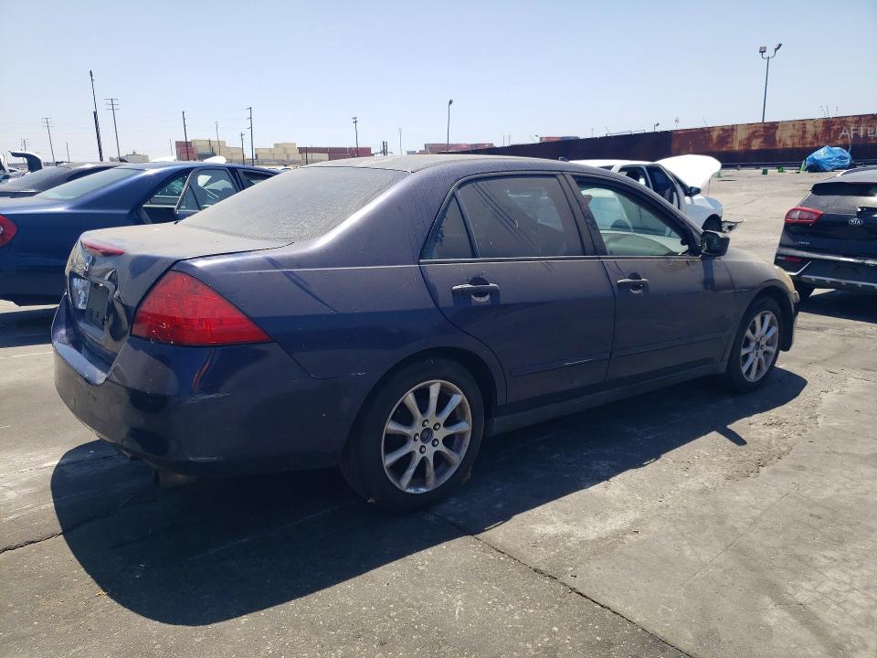 2006 Honda Accord VIN JHMCM56106C002402 COPART salvage auction — FRONT END, CA - SALVAGE CERTIFICATE, sold $325 on 2026-07-15 (photo 3)