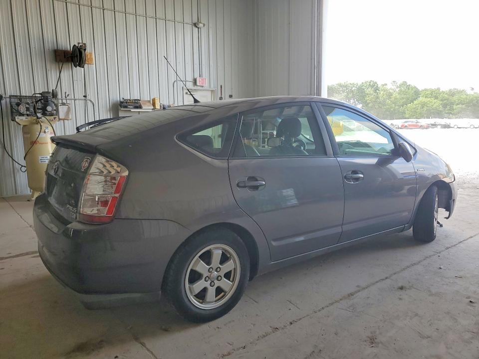 2008 Toyota Prius VIN JTDKB20UX83333706 COPART salvage auction — SIDE, Ia - Cert Of Title-Salvage Title, sold $475 on 2026-07-17 (photo 3)