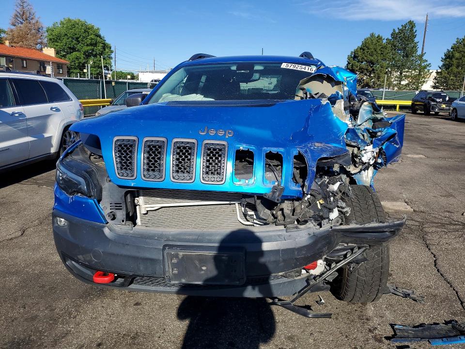 2020 Jeep Cherokee VIN 1C4PJMBN6LD518011 COPART salvage auction — FRONT END, Co - Public - Salvage Title, sold $4,000 on 2026-07-09 (photo 5)