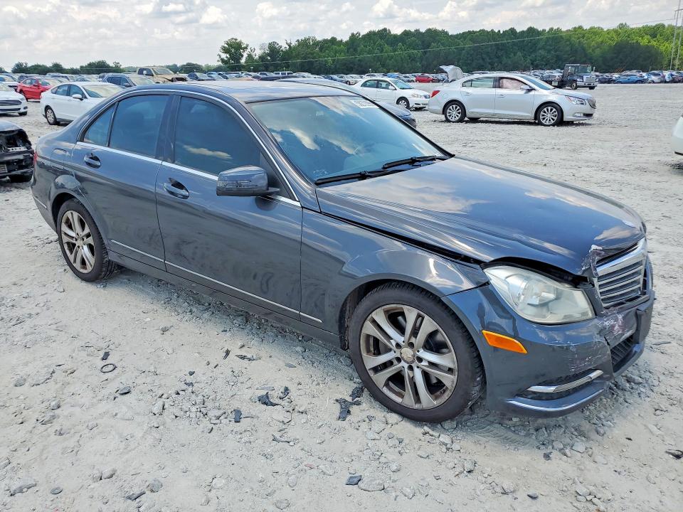 2013 Mercedes-benz C-klasse VIN WDDGF8AB8DR250704 COPART salvage auction — FRONT END, Ga - Cert Of Title-Salvage, sold $1,800 on 2026-07-27 (photo 4)
