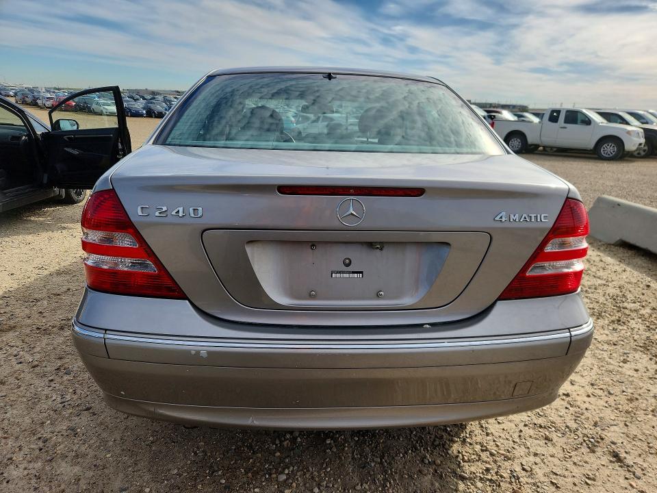 2005 Mercedes-benz C class VIN WDBRF81J65F686141 COPART salvage auction — FRAME DAMAGE, AB - BOS - SALVAGE, sold $325 on 2026-07-23 (photo 6)