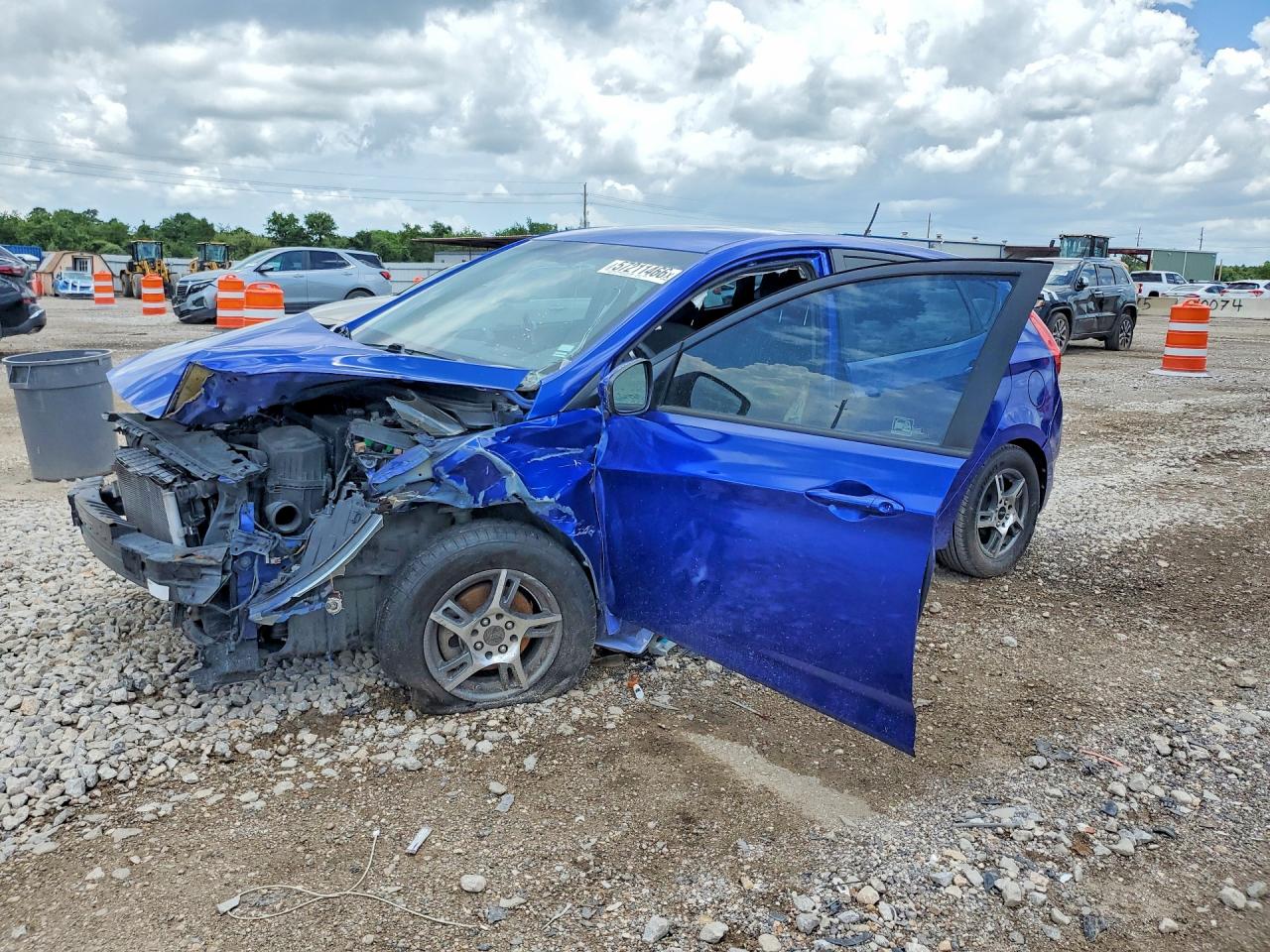 2013 Hyundai Accent VIN KMHCT5AE2DU118878 COPART salvage auction — Front End, TX - SALVAGE VEHICLE TITLE, sold $625 on 2026-07-09 (photo 1)