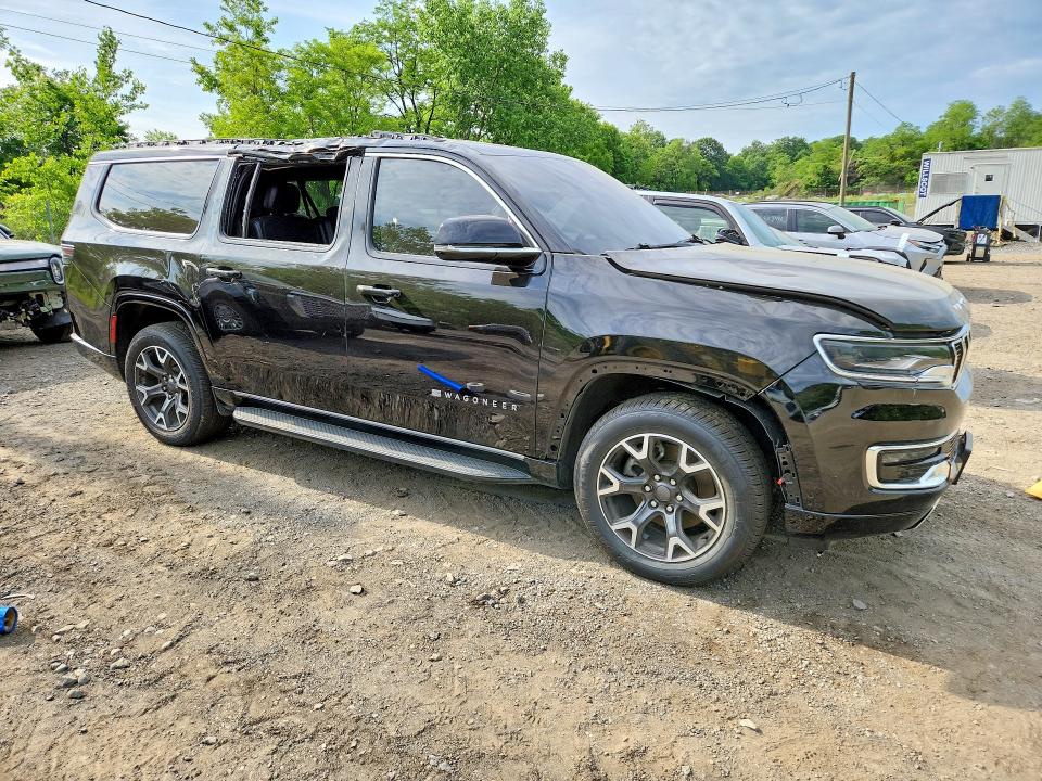 2024 Jeep Grand wagoneer VIN 1C4SJSDPXRS182090 COPART salvage auction — ROOF, NJ - CERT OF TITLE-SALVAGE, sold $15,000 on 2026-07-02 (photo 4)