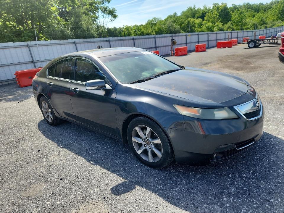 2013 Acura Tl VIN 19UUA8F38DA018780 COPART salvage auction — REAR END, Pa - Reconstructed Clean, sold $850 on 2026-07-03 (photo 4)
