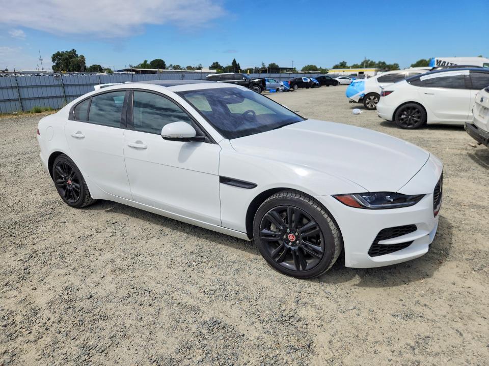 2020 Jaguar Xe VIN SAJAJ4FX7LCP60279 COPART salvage auction — UNDERCARRIAGE, Ca - Dis/Dlr/Exp Clean W/Salv Hist, sold $5,600 on 2026-07-07 (photo 4)