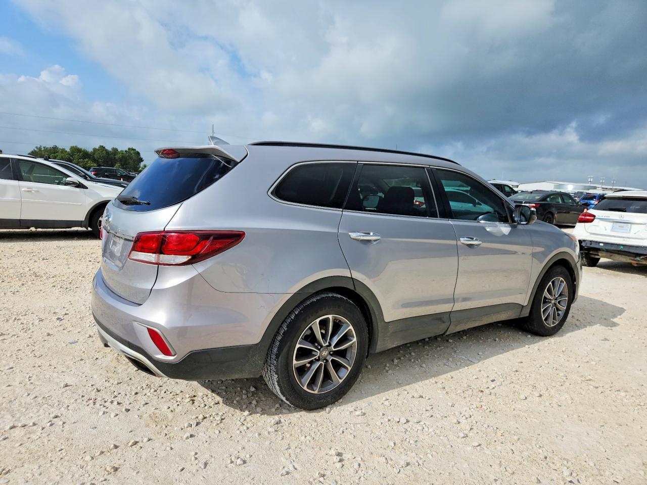 2017 Hyundai Santa Fe VIN KM8SM4HF9HU170516 COPART salvage auction — Front End, MT - CERTIFICATE OF TITLE (P), sold $3,400 on 2026-07-02 (photo 3)